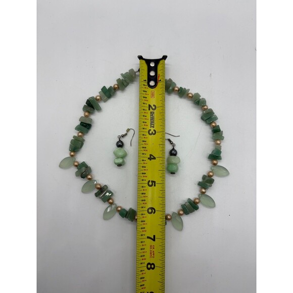 Natural Green Aventurine Chip Nugget Necklace & Dangle Earrings Set Pearl Beads - Picture 3 of 3